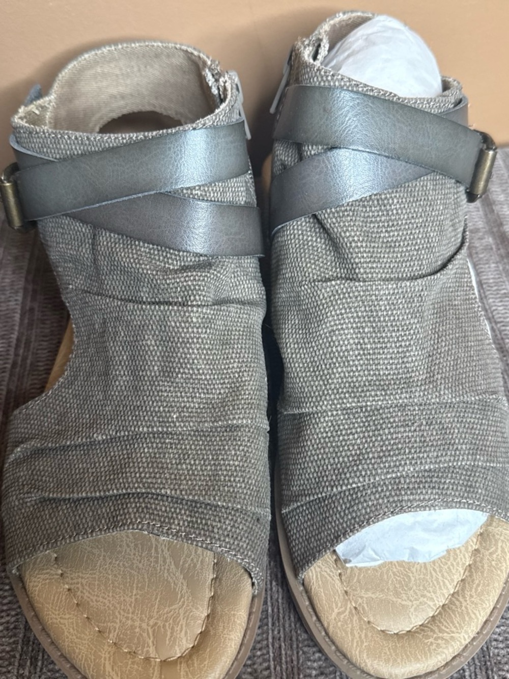 Women's Gray Open-Toe Sandals with Metallic Ankle Strap